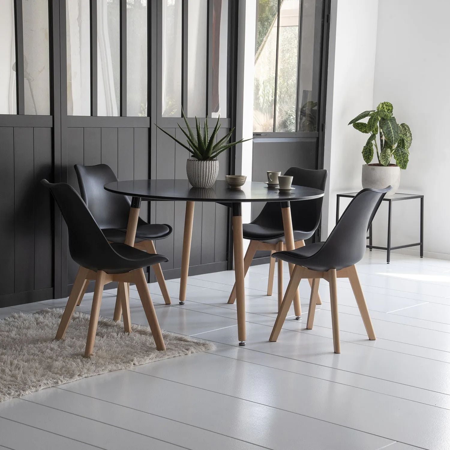 SENJA - Ensemble Table Ronde 120 CM et 4 Chaises Scandinaves