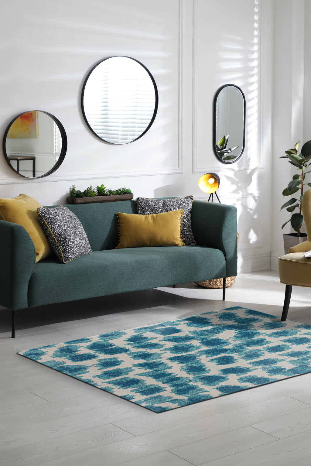 TAPIS - COLLECTION IKAT FEATHER - DESIGN SUMMER BLUE